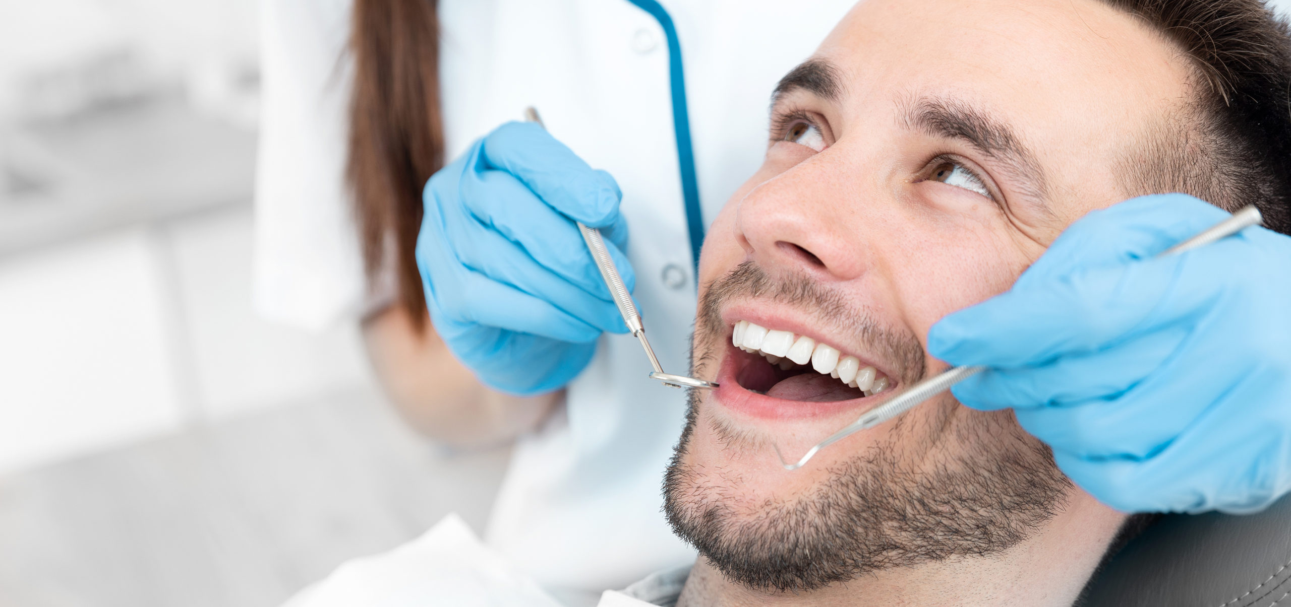 Loose Tooth Fixes for Adults & Avoiding the Causes